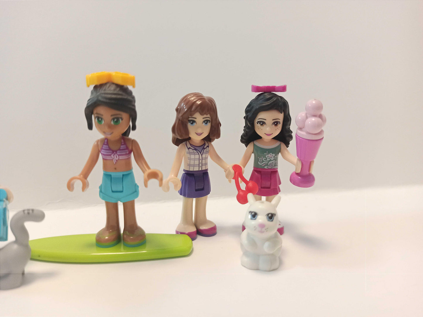 LEGO® Sortiment 5x Friends Minifiguren mit Zubehör - Peer Online Shop