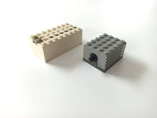 LEGO® Sortiment Electric TECHNIC 2838 9V Motor 6551 + Batteriebox - Peer Online Shop