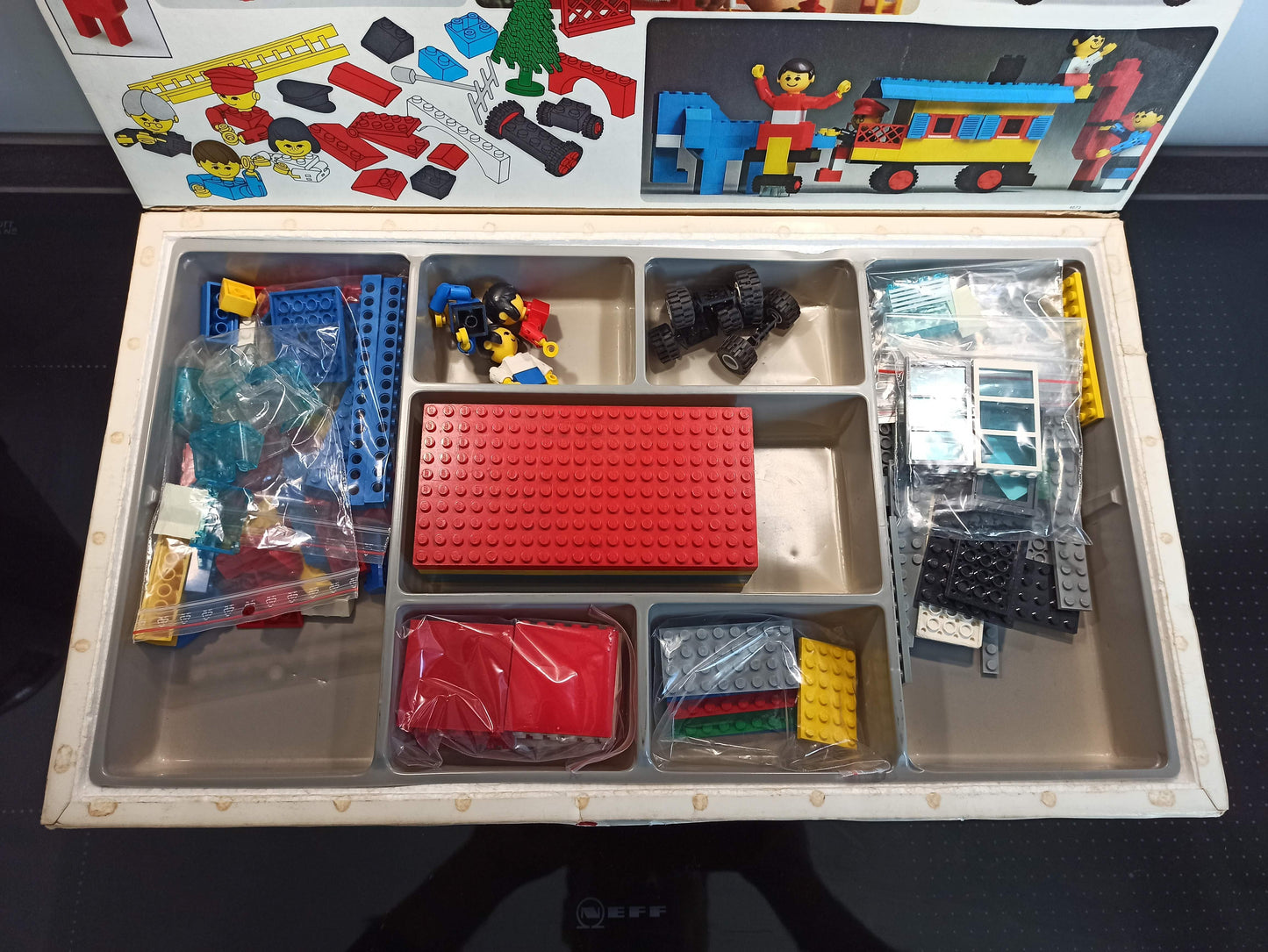 LEGO® Sortiment Universal Building Set 50 Originalkarton 1976 - Peer Online Shop